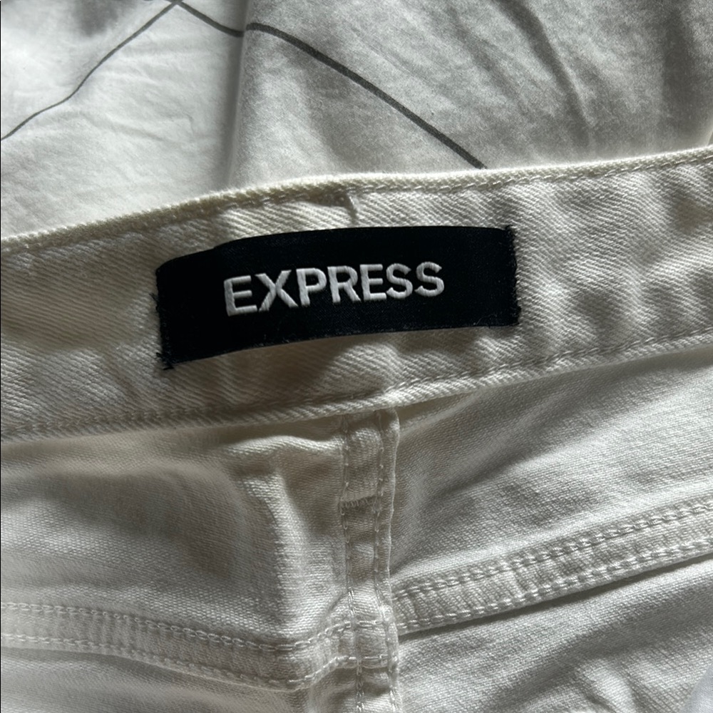 Express Bright White Denim Pants - Picture 2 of 3